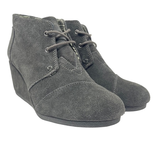 Toms‎ Boots Womens 8 Grey Suede Desert Kala Wedge Ankle Booties Lace Up Shoes - Picture 1 of 11
